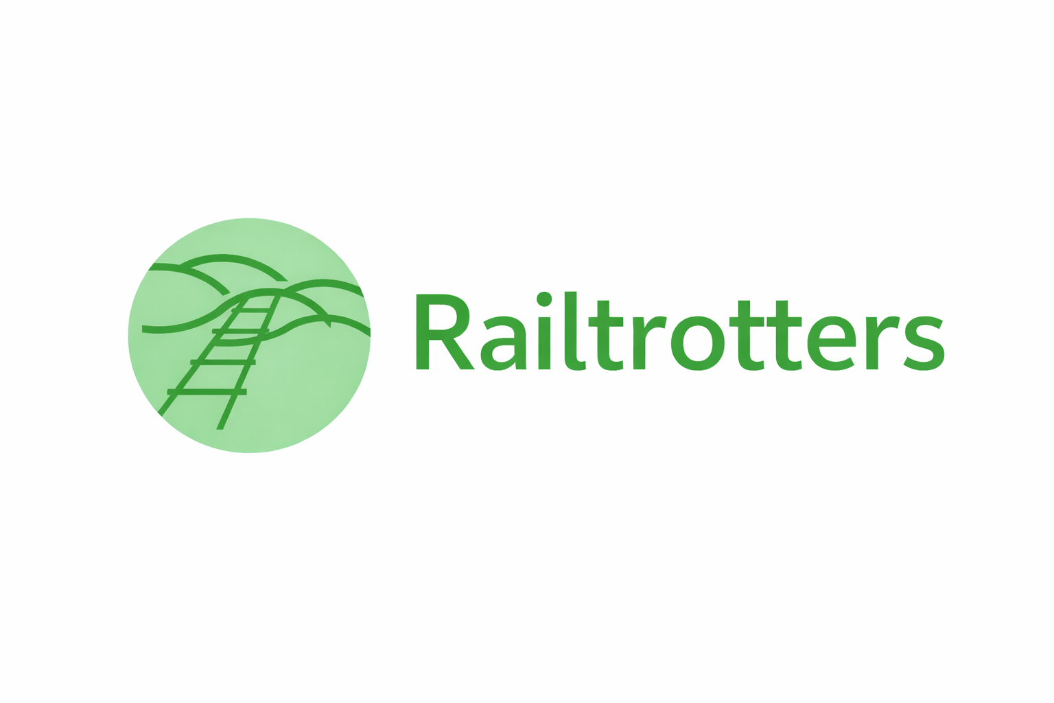 Logotyp för Railtrotters. Grön runt symbol som har ett järnvägsspår i sig och höger om så står Railtrotters i samma gröna färg.